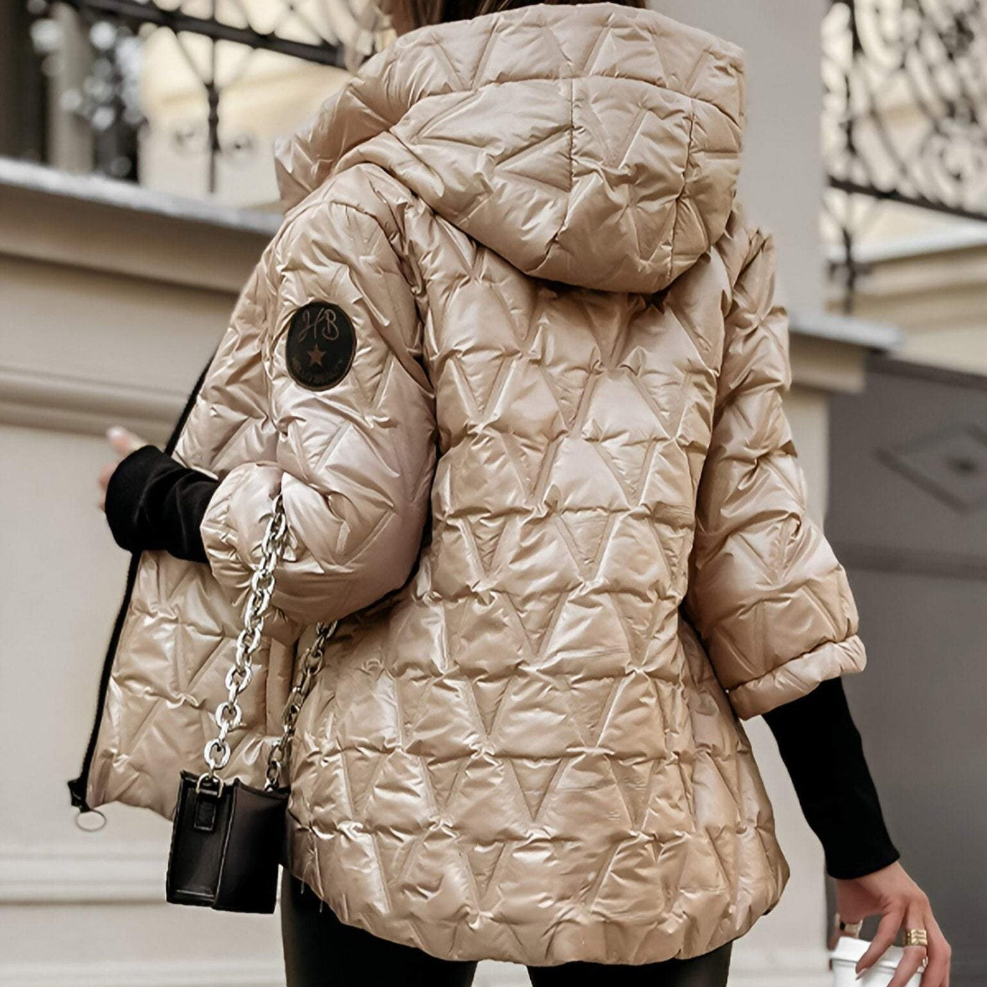 Helena | Warm and modern quilted down jacket