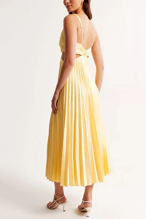 Madeleine™ | Pleated cut-out dress