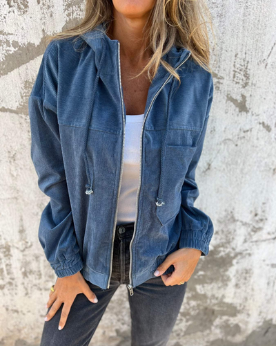 Alma | Warm, soft, and retro-inspired cord jacket