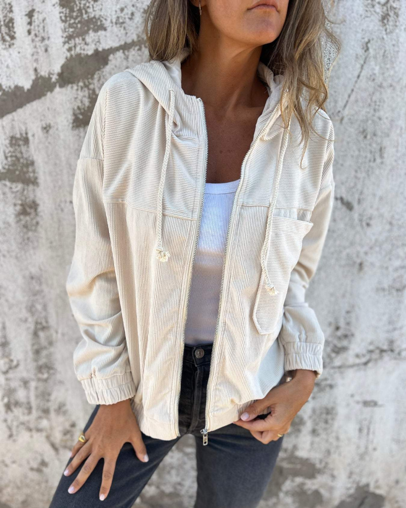 Alma | Warm, soft, and retro-inspired cord jacket