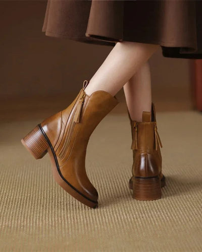 Garciel | Black leather ankle boots with comfortable heels, elegant and timeless