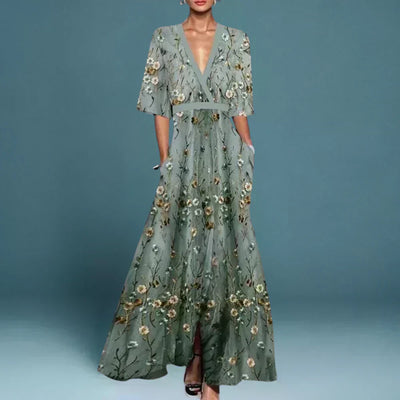 Jamie™ | Elegant dress with floral pattern