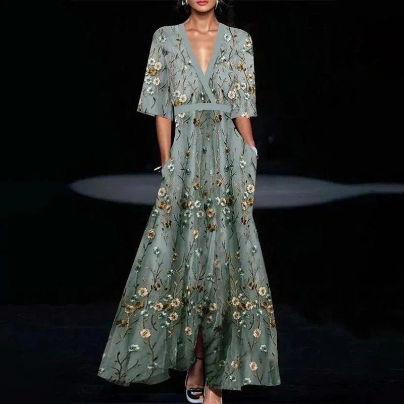 Jamie™ | Elegant dress with floral pattern