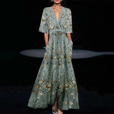 Jamie™ | Elegant dress with floral pattern